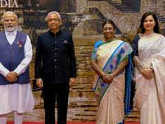 G20 Summit 2023: जी20 डिनर में विदेशी मेहमानों पर छाया भारतीय संस्कृति का जादू, साड़ी से लेकर इन परिधानों का दिखा जलवा, देखें तस्वीरें