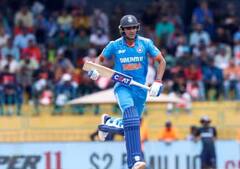 IND vs PAK: ਸ਼ੁਭਮਨ ਗਿੱਲ ਨੇ ਕੋਹਲੀ-ਧੋਨੀ ਨੂੰ ਛੱਡਿਆ ਪਿੱਛੇ, ਇਸ ਲਿਸਟ 'ਚ ਟਾਪ 'ਤੇ ਕਬਜ਼ਾ