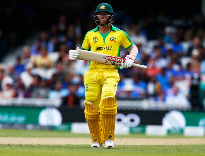 ऑस्ट्रेलियाचा सलामी फलंदाज डेविड वॉर्नर याने दक्षिण आफ्रिकाविरोधात शतकी खेळी केली. (PTI-संग्रहित छायाचित्र)