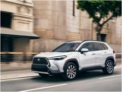 टोयोटा लाने वाली है दो नई 7-सीटर एसयूवी, जानिए किन खूबियों से होगी लैस 