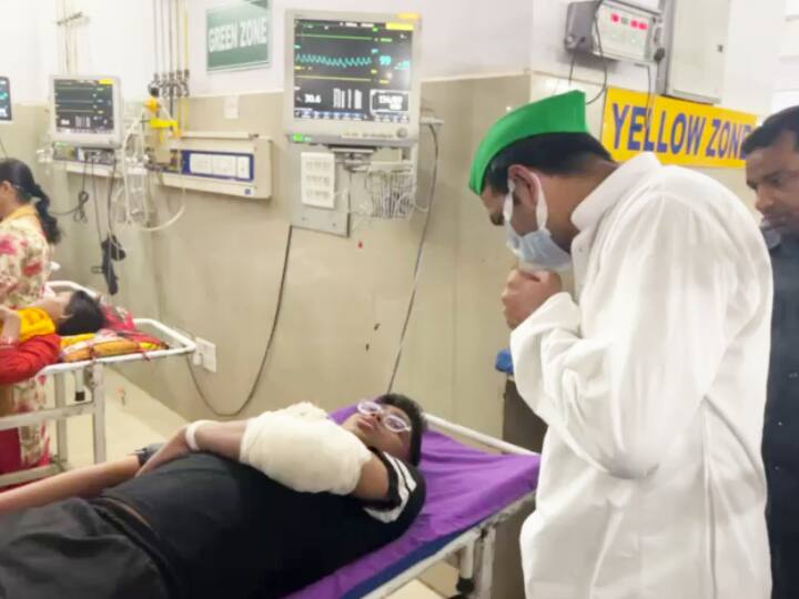 Tej Pratap Yadav Convoy Stopped After Seeing Injured Student on Road in Patna Boy Admitted to IGIMS Tej Pratap Yadav: सड़क पर घायल छात्र को देख तेज प्रताप ने रोका काफिला, IGIMS लेकर पहुंचे, युवाओं से की ये अपील