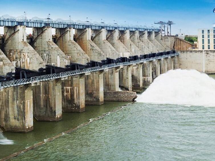 Singur dam gets big inflow of rain water says Irrigation official Singur Dam: సింగూరు డ్యామ్‌కు భారీగా వరద, ప్రాజెక్టు వద్దే అధికారులు - విజిటర్స్‌కు నో ఎంట్రీ!