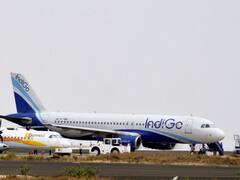 फ्लाइट में सो रही थी महिला, अश्लील हरकत करने लगा शख्स, लैंड होते ही हुआ अरेस्ट