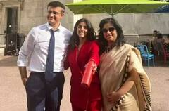 Saurav Ganguly daughter: ਲੰਡਨ ਦੇ ਕਾਲੇਜ ਤੋਂ ਸੌਰਵ ਗਾਂਗੂਲੀ ਦੀ ਧੀ ਨੇ ਲਈ ਗ੍ਰੈਜੂਏਸ਼ਨ ਦੀ ਡਿਗਰੀ, ਖਾਸ ਮੌਕੇ 'ਤੇ ਮੌਜੂਦ ਰਹੇ ਮਾਤਾ-ਪਿਤਾ, ਵੇਖੋ ਤਸਵੀਰਾਂ