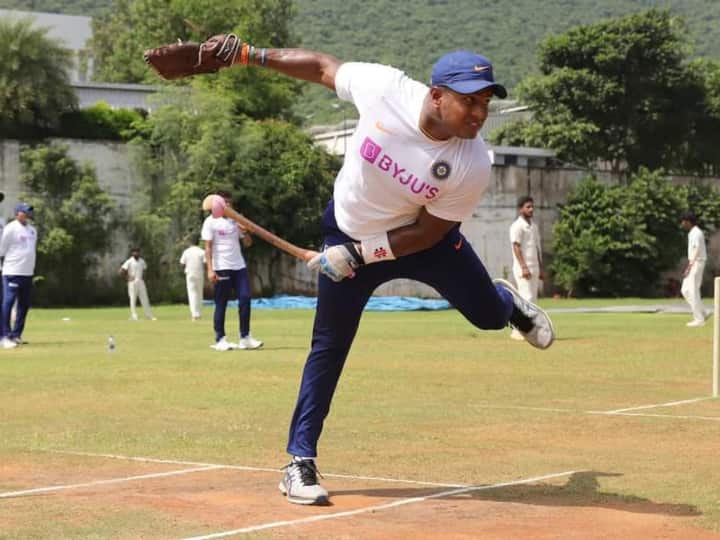 Asia Cup 2023: विराट समेत टीम इंडिया के बल्लेबाजों को शाहीन के खिलाफ तैयार करने वाले नुवान सेनेविरत्ने कौन हैं? जानिए Who is Nuwan Seneviratne Virat Kohli IND vs PAK Asia Cup 2023 Latest Sports News Asia Cup 2023: विराट समेत टीम इंडिया के बल्लेबाजों को शाहीन के खिलाफ तैयार करने वाले नुवान सेनेविरत्ने कौन हैं? जानिए