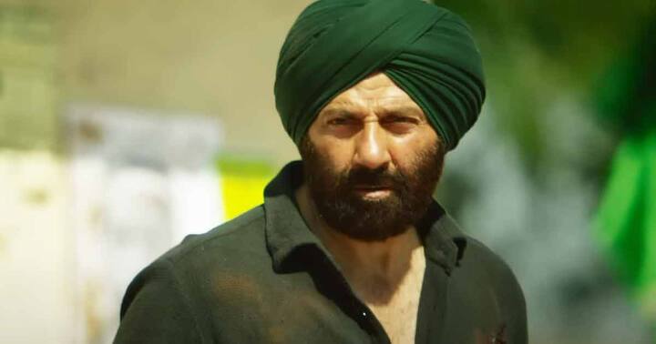 ਜਦੋਂ ਉਨ੍ਹਾਂ ਨੂੰ ਪੁੱਛਿਆ ਗਿਆ ਕਿ ਕੀ ਉਹ 2024 ਦੀਆਂ ਲੋਕ ਸਭਾ ਚੋਣਾਂ ਲੜਨਾ ਚਾਹੁੰਦੇ ਹਨ ਤਾਂ ਉਨ੍ਹਾਂ ਜਵਾਬ ਦਿੱਤਾ ਕਿ ਉਹ ਹੁਣ ਚੋਣ ਨਹੀਂ ਲੜਨਾ ਚਾਹੁੰਦੇ। ਜਦੋਂ ਉਨ੍ਹਾਂ ਨੂੰ ਪੁੱਛਿਆ ਗਿਆ ਕਿ ਕੀ ਉਹ ਚੋਣ ਲੜਨਗੇ ਜੇਕਰ ਪ੍ਰਧਾਨ ਮੰਤਰੀ ਨਰਿੰਦਰ ਮੋਦੀ ਉਨ੍ਹਾਂ ਨੂੰ ਇਕ ਵਾਰ ਫਿਰ ਤੋਂ ਚੋਣ ਲੜਨ ਲਈ ਪ੍ਰੇਰਿਤ ਕਰਦੇ ਹਨ ਤਾਂ ਸੰਨੀ ਦਿਓਲ ਨੇ ਕਿਹਾ ਕਿ ਮੋਦੀ ਜੀ ਜਾਣਦੇ ਹਨ ਕਿ ਸੰਨੀ ਆਪਣੀਆਂ ਫਿਲਮਾਂ ਰਾਹੀਂ ਦੇਸ਼ ਦੀ ਸੇਵਾ ਕਰ ਰਹੇ ਹਨ ਅਤੇ ਉਹ ਅਜਿਹਾ ਕਰਨਾ ਜਾਰੀ ਰੱਖਣਾ ਚਾਹੁੰਦੇ ਹਨ।
