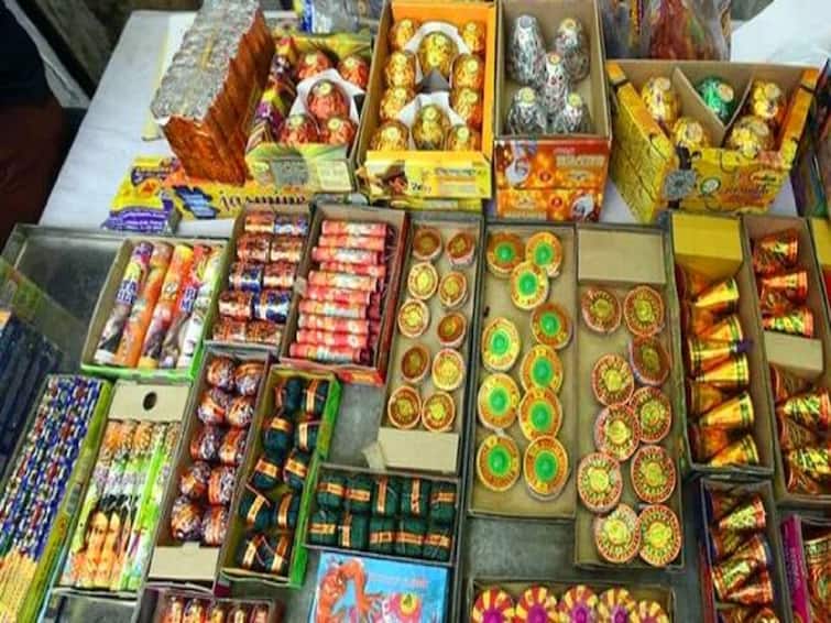 Diwali 2023 Delhi Govt Bans Burning Selling Of Firecrackers This Diwali Diwali 2023: టపాసులు కాల్చొద్దు, విక్రయాలు జరపొద్దు- దీపావళికి ఢిల్లీ సర్కారు ఆంక్షలు