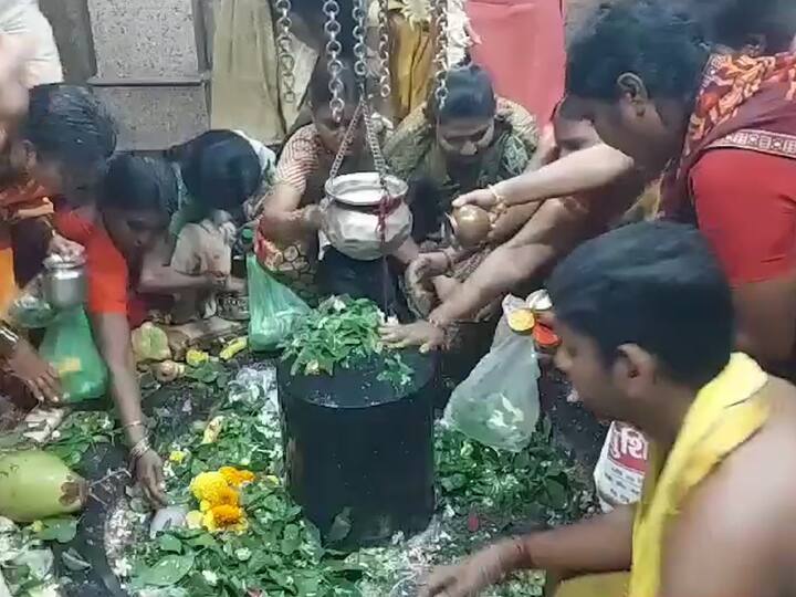 कुठलाही अनुचित प्रकार होऊ नये यासाठी जिल्ह्यातील पोलीस प्रशासन काळजी घेताना दिसत आहे.
