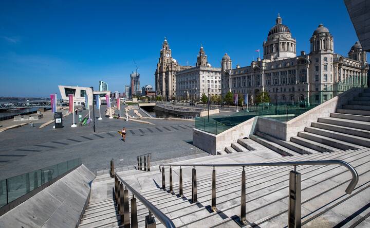 दुनिया में पहली बार लॉकडाउन अमेरिका के पास एक द्वीप में लगाया गया था. पहली बार 16वीं शताब्दी में ये लॉकडाउन लगाया गया.