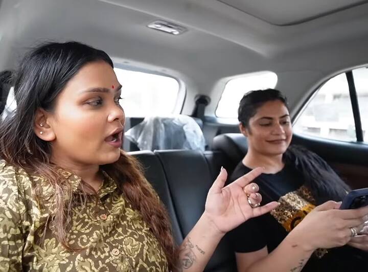 अरमान मलिक की पहली पत्नी पायल को जब इस बारे में खबर मिली तो वे खुशी से फूली नहीं समाईं. उन्होंने डांस भी करना शुरू कर दिया. पर फिर भी उनके मन में एक बात घर कर गई कि कृतिका ने ये खबर उन्हें पहले नहीं दी.