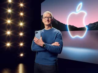 Apple India Revenue: இந்தியாவில் மட்டும் ரூ.50,000 கோடி கல்லா கட்டிய Apple நிறுவனம் - அப்படி என்னதான் நடந்துச்சு?