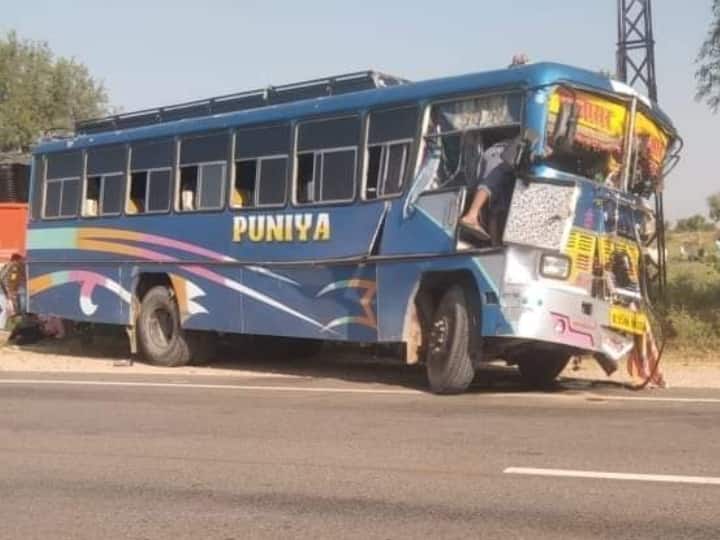 Rajasthan Accident Four passengers died many injured in collision with trailer bus in Nagaur ann Rajasthan Accident News: ट्रेलर-बस की जोरदार टक्कर में चार की मौत, 28 यात्री घायल, कई जोधपुर रेफर