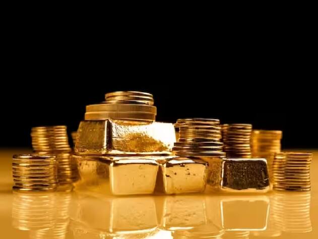 Sovereign Gold Bond Scheme: ਭਾਰਤੀ ਰਿਜ਼ਰਵ ਬੈਂਕ ਦੀ ਸਾਵਰੇਨ ਗੋਲਡ ਬਾਂਡ ਸਕੀਮ ਇੱਕ ਵਾਰ ਫਿਰ ਤੋਂ ਆ ਰਹੀ ਹੈ। ਜੇ ਤੁਸੀਂ ਵੀ ਸਸਤਾ ਸੋਨਾ ਖਰੀਦਣ ਬਾਰੇ ਸੋਚ ਰਹੇ ਹੋ, ਤਾਂ ਇਹ ਤੁਹਾਡੇ ਲਈ ਵਧੀਆ ਮੌਕਾ ਹੈ।