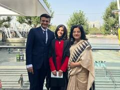 लंदन के कॉलेज से सौरव गांगुली की बेटी ने ली ग्रेजुएशन की डिग्री, खास मौके पर मौजूद रहे माता-पिता, देखें तस्वीरें
