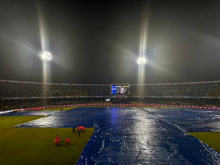 India vs Pakistan Asia Cup 2023 Revised Target After Play stopped due to rain IND vs PAK IND vs PAK: ओवर्स की कटौती हुई तो बढ़ेगी पाकिस्तान की मुश्किल, 20 ओवरों में मिलेगा बेहद विशाल लक्ष्य