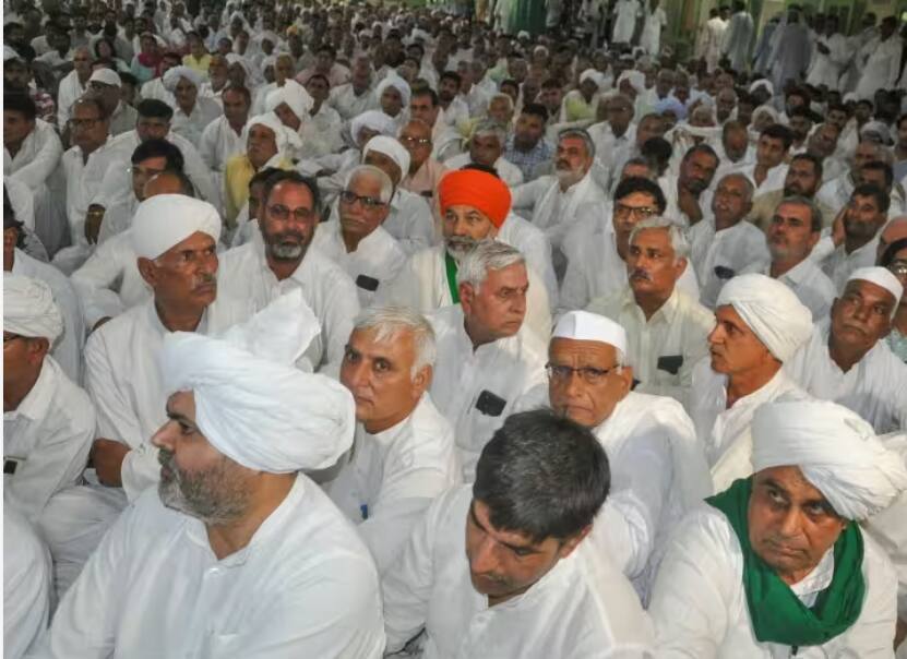 khap mahapanchayat jind 23 khaps demanded changes in hindu marriage act parents testimony be mandatory for love marriage live in relationship Khap Mahapanchayat: ਖਾਪ ਪੰਚਾਇਤਾਂ ਨੇ ਲਵ ਮੈਰਿਜ ਅਤੇ ਲਿਵ-ਇਨ ਰਿਲੇਸ਼ਨਸ਼ਿਪ 'ਤੇ ਲਾਈਆਂ ਸ਼ਰਤਾਂ, ਜਾਣੋ ਕੀ ਕਿਹਾ ?