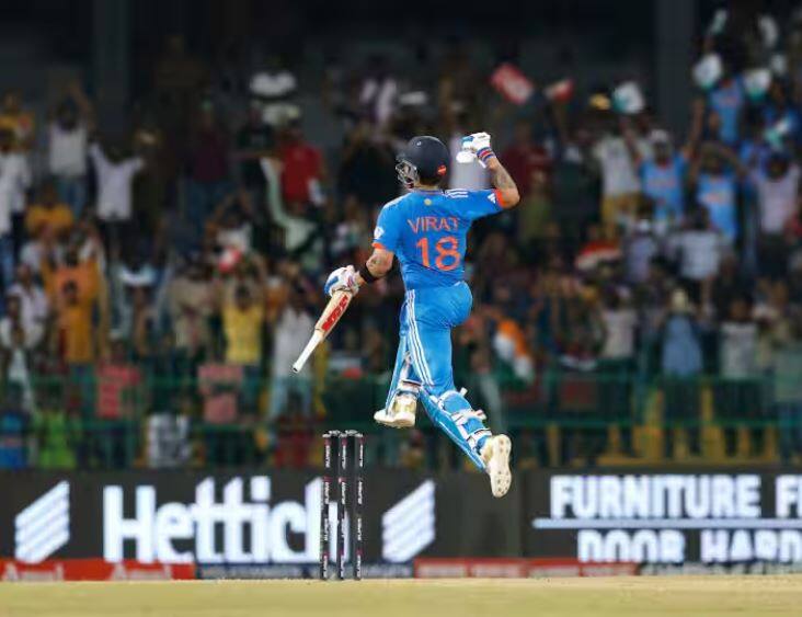 Asia Cup 2023 Virat Kohli fastest batter completed 13,000 ODI Runs ODI know his records stats Virat Kohli Century: કોહલીએ પાકિસ્તાન સામે સદી ફટકારી વનડેમાં સૌથી ઝડપી 13 હજાર રન પૂરા કર્યા