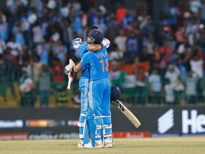 IND vs PAK: कोहली-राहुल ने पाकिस्तान के खिलाफ खेली शतकीय पारी, सोशल मीडिया पर अनुष्का-आथिया ने लुटाया प्यार
