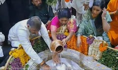 Sushma Andhare Bhima Shankar temple: हर हर महादेव! सुषमा अंधारे भीमाशंकर मंदिरात, महादेवाच्या पिंडीचे घेतले दर्शन