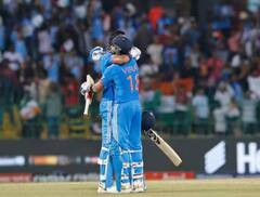 IND vs PAK: ਕੋਹਲੀ-ਰਾਹੁਲ ਨੇ ਪਾਕਿਸਤਾਨ ਖਿਲਾਫ ਖੇਡੀ ਸੈਂਕੜੇ ਵਾਲੀ ਪਾਰੀ, ਅਨੁਸ਼ਕਾ-ਆਥੀਆ ਨੇ ਸੋਸ਼ਲ ਮੀਡੀਆ 'ਤੇ ਜਤਾਇਆ ਪਿਆਰ