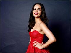 Manushi Chhillar Photos : రెడ్ డ్రస్‌లో మానుషీ - హ్యాపీ హ్యాపీగా ఫోజులు ఇచ్చిందోయ్!