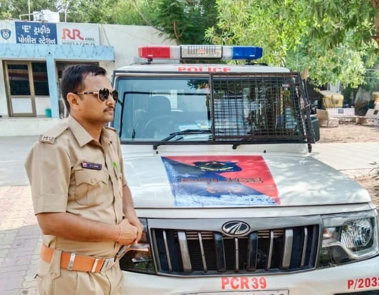 Ahmedabad A police constable on duty in  Gaekwad Haveli police station committed suicide Suicide: અમદાવાદના ગાયકવાડ હવેલી પોલીસ સ્ટેશનમાં ફરજ બજાવતા પોલીસ કોન્સ્ટેબલે આપઘાત કરતાં ચકચાર