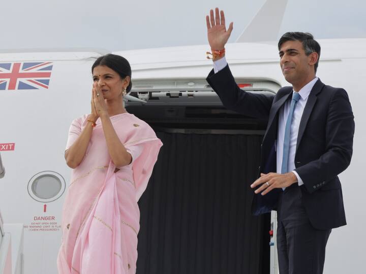 What is Rishi Sunak and his wife Akshata Murthy's education?