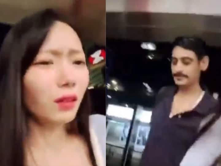 VIDEO: भारतीय शख्स ने हांगकांग में महिला के साथ की 'घिनौनी हरकत', सोशल मीडिया पर भड़का लोगों का गुस्सा Indian Man Did Obscene Act Assault Woman In Hong Kong During Live Video Viral News VIDEO: भारतीय शख्स ने हांगकांग में महिला के साथ की 'घिनौनी हरकत', सोशल मीडिया पर भड़का लोगों का गुस्सा