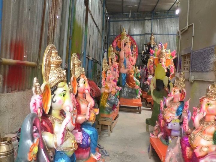 Vinayagar Chaturthi 2023: கலர், கலர் விநாயகர் சிலை..! உங்க ஏரியாவுக்கு சிலை வாங்கிட்டீங்களா..!