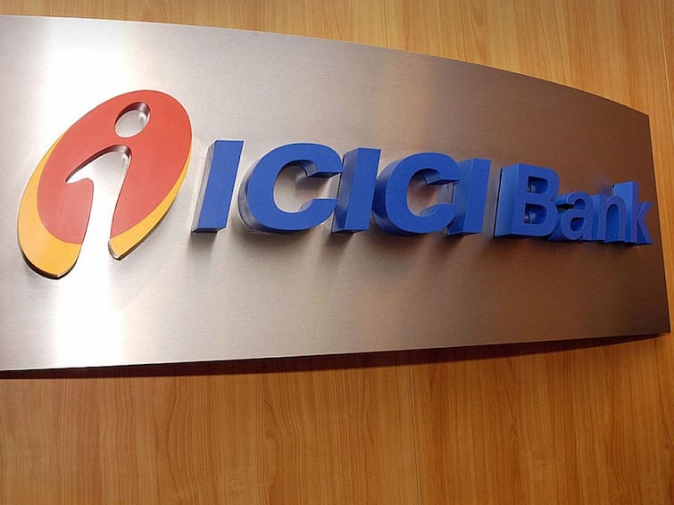 ICICI Bank warned customers about new type of fraud, said - do not click on any link without thinking ICICI બેંકે ગ્રાહકોને નવા પ્રકારના ફ્રોડની આપી ચેતવણી, કહ્યું- વિચાર્યા વગર કોઈ લિંક પર ક્લિક ન કરો