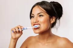 Health Tips: જમ્યા બાદ તરત ભૂલથી પણ ન કરો આ 5 કામ, નહીંતર સ્વાસ્થ્યને થશે ગંભીર નુકસાન