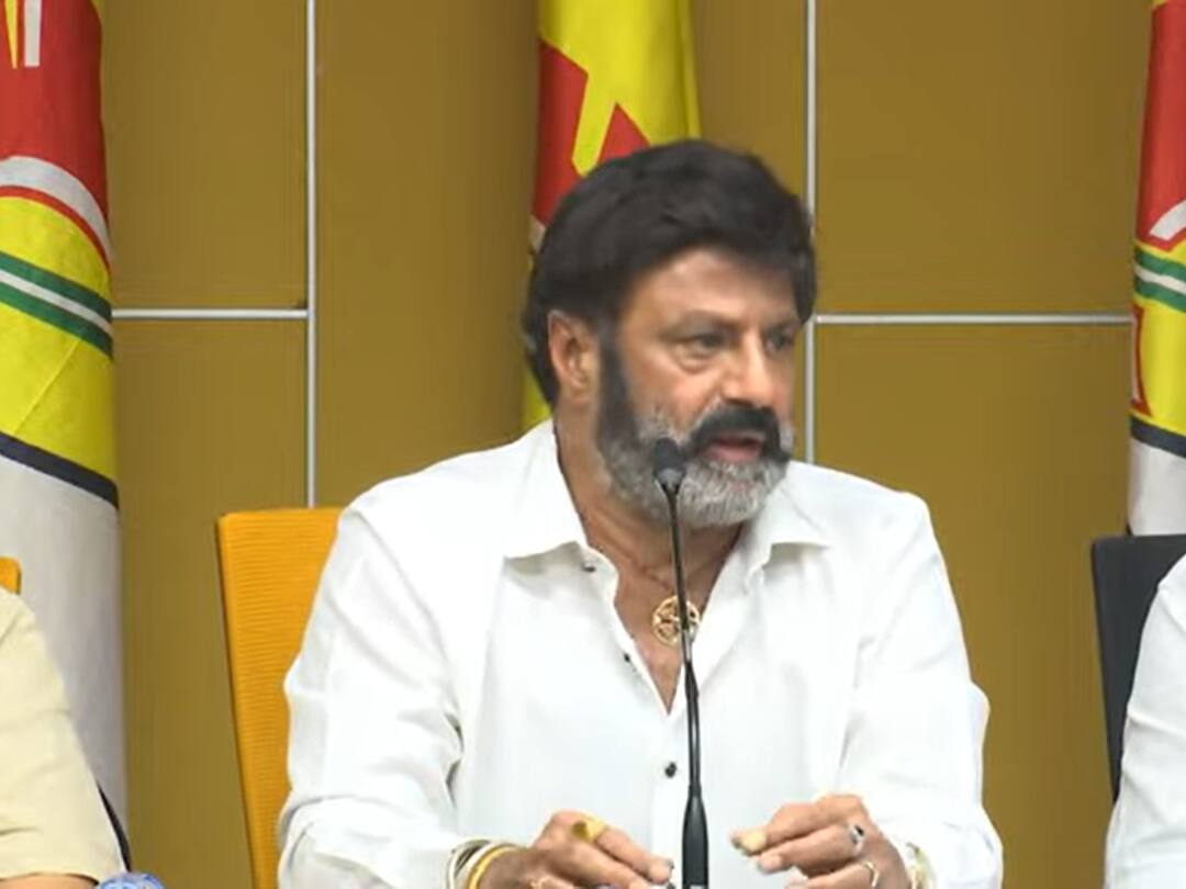 ఎవరికీ భయపడొద్దు- ధైర్యం కోల్పోవద్దు- నేను వస్తున్నా- నేనే ముందుంటా- బాలకృష్ణ కీలక వ్యాఖ్యలు TDP MLA Nandamuri Balakrishna Key Comments On Party Cadre and Chandra Babu Arrest ఎవరికీ భయపడొద్దు- ధైర్యం కోల్పోవద్దు- నేను వస్తున్నా- నేనే ముందుంటా- బాలకృష్ణ కీలక వ్యాఖ్యలు