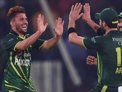 मलिंगा जैसा एक्शन और 140 से ज्यादा की स्पीड, जानिए कौन हैं ज़मन खान, जिन्हें पाकिस्तान ने एशिया कप टीम में किया शामिल