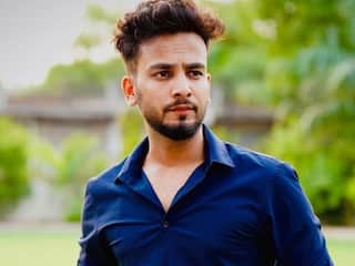 बिग बॉस ओटीटी 2 जीतने के बाद अब  Elvish Yadav के हाथ लगी फिल्म, शूटिंग के लिए दुबई निकले