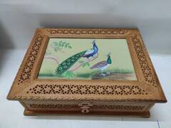 यूके के प्रधानमंत्री ऋषि सुनक की पत्नी को पसंद आई बनारस की ये खास चीज, PM मोदी ने किया गिफ्ट