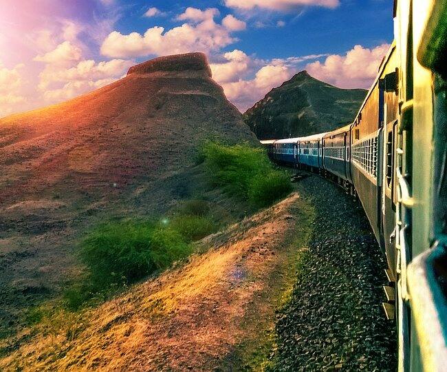 यह एक ऐसी जगह है, जहां खास कारण से ट्रेन के गुजरने से बत्ती गुल हो जाती है. यह जगह तमिलनाडु में स्थित चेन्नई के ताम्बरम रेलवे स्टेशन के पास ही एक जगह है.
