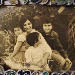 पहली पत्नी को दिया तलाक...फिर 10 साल छोटी एक्ट्रेस से इश्क लड़ाकर की शादी...आज 4 बच्चों का पिता है ये सुपरस्टार!