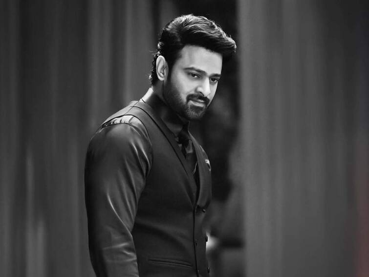 Prabhas planning to take a long break from shooting for a surgery latest Telugu news Prabhas: నాలుగు నెలల పాటు సినిమాలకు బ్రేక్, ప్రభాస్ కీలక నిర్ణయం- కారణం ఏంటో తెలుసా?