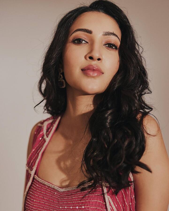 నేహా శెట్టి అందమైన ఫోటోలు -Image Credit: Neha Shetty/Instagram