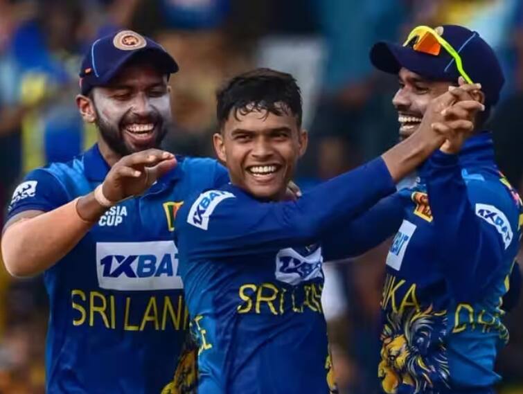 india vs sri lanka super fours 4th match  dunith wellalage profile asia cup 2023 IND vs SL: 20 વર્ષના શ્રીલંકાના સ્પિનરનો જોવા મળ્યો તરખાટ, ભારત સામે 5 વિકેટ લઈ ઈતિહાસ રચ્યો 