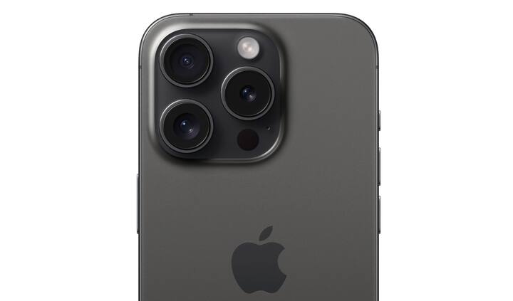 नवीन iPhone 15 सिरीजमध्ये यूजर्सना चार्जिंगसाठी USB Type-C पोर्टचा सपोर्ट मिळेल. म्हणजेच लाइटनिंग पोर्ट फोनमधून काढून टाकण्यात आले आहे. हा पोर्ट आता बहुतेक नवीन Androids मध्ये देखील आढळतो.