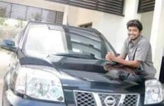 Vijay Car Collection : கார்கள் பல விதம்.. ஒவ்வொன்றும் ஒரு விதம்.. நீண்டு கொண்டு போகும் விஜய்யின் கார் கலக்‌ஷன்!