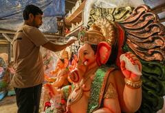 Ganesh Puja 2023 : গণপতি কীভাবে হলেন গজানন? কীভাবে ছিন্ন হয়েছিল গণেশের মস্তক?