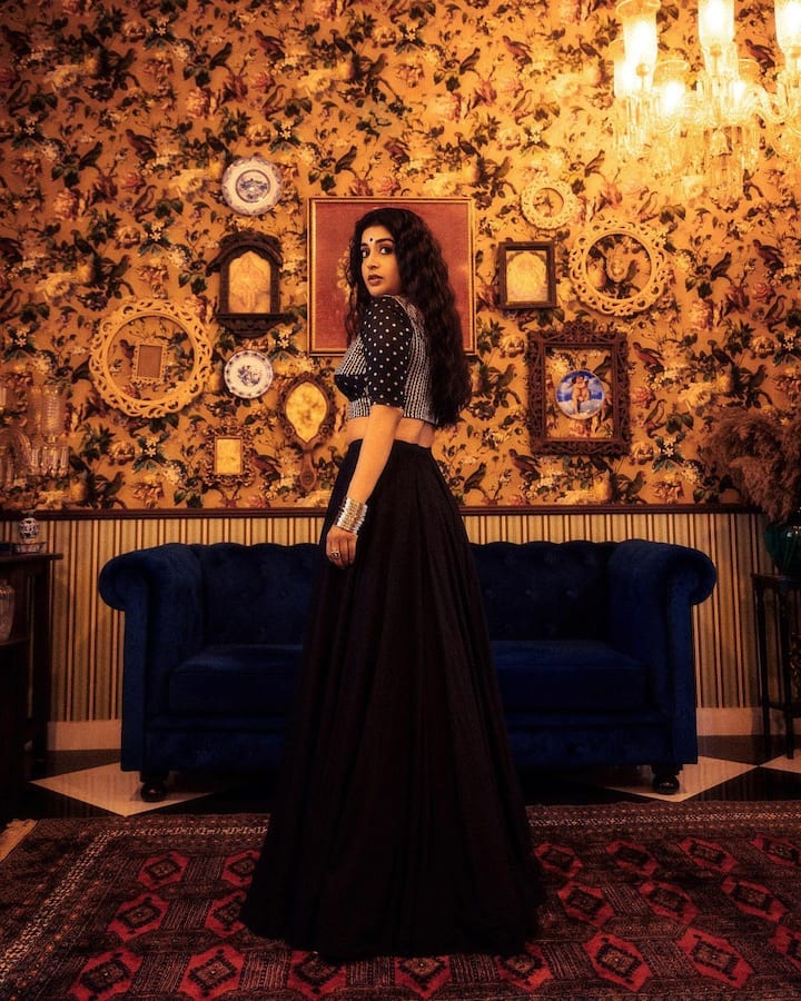 இவரது ரீ எண்ட்ரியை எதிர்பார்த்து ரசிகர்கள் காத்துள்ளனர்.