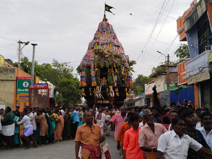 திருச்செந்தூர் சுப்பிரமணிய சுவாமி கோயில் ஆவணித் திருவிழா தேரோட்டம் - திரளான பக்தர்கள் பங்கேற்பு