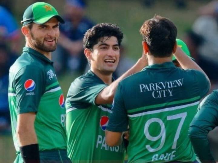 Asia Cup 2023 Naseem Shah ruled out of this edition Zaman Khan replacement for Pakistan Asia Cup 2023: श्रीलंका के खिलाफ मैच से पहले पाकिस्तान को लगा झटका, यह स्टार तेज गेंदबाज एशिया कप से बाहर