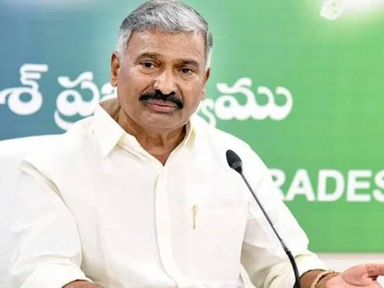 Kuppam ysrcp leaders turns rebel against Minister Peddireddy Ramachandra reddy Kuppam News: కుప్పంలో వైసీపీకి షాక్! మంత్రి పెద్దిరెడ్డిని అడ్డుకొని కడిగేసిన సొంత పార్టీనేతలు