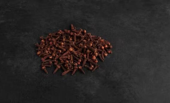 Benefits of Clove: From pain relief to skin rejuvenation, there is no dearth of properties in clove.