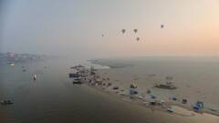 Varanasi Balloon Festival: हवा में सैर करने वाले बैलून के रोमांच का लुत्फ उठा सकेंगे पर्यटक, नियमित होगा फेस्टिवल, देखिए तस्वीरें