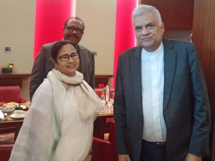 Mamata Banerjee Meets Sri Lanka President Ranil Wickremesinghe in dubai talk about opposition alliance PM Face Watch: जब श्रीलंका के राष्ट्रपति ने ममता बनर्जी से पूछा, 'क्या विपक्षी गठबंधन का नेतृत्व करने जा रही हैं', सीएम ने दिया ये जवाब